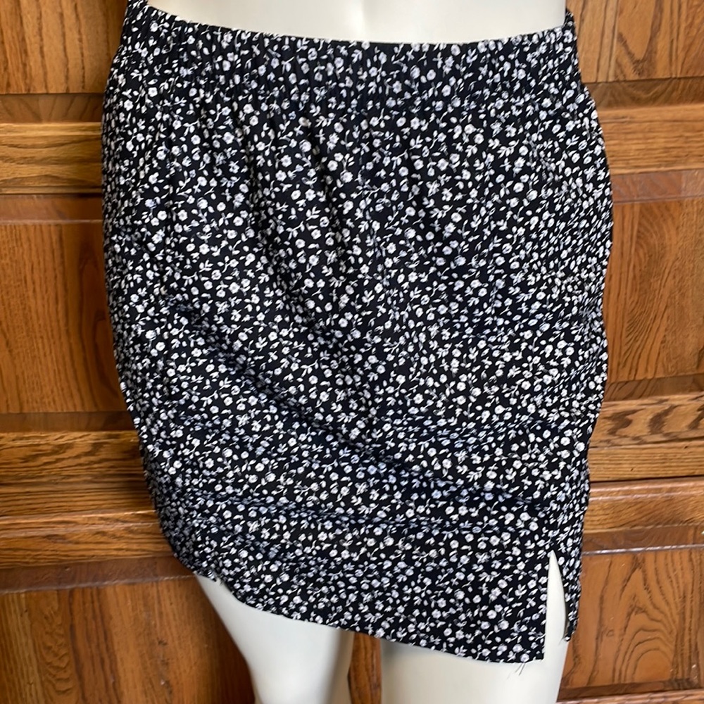 Polly & Esther Floral Skirt